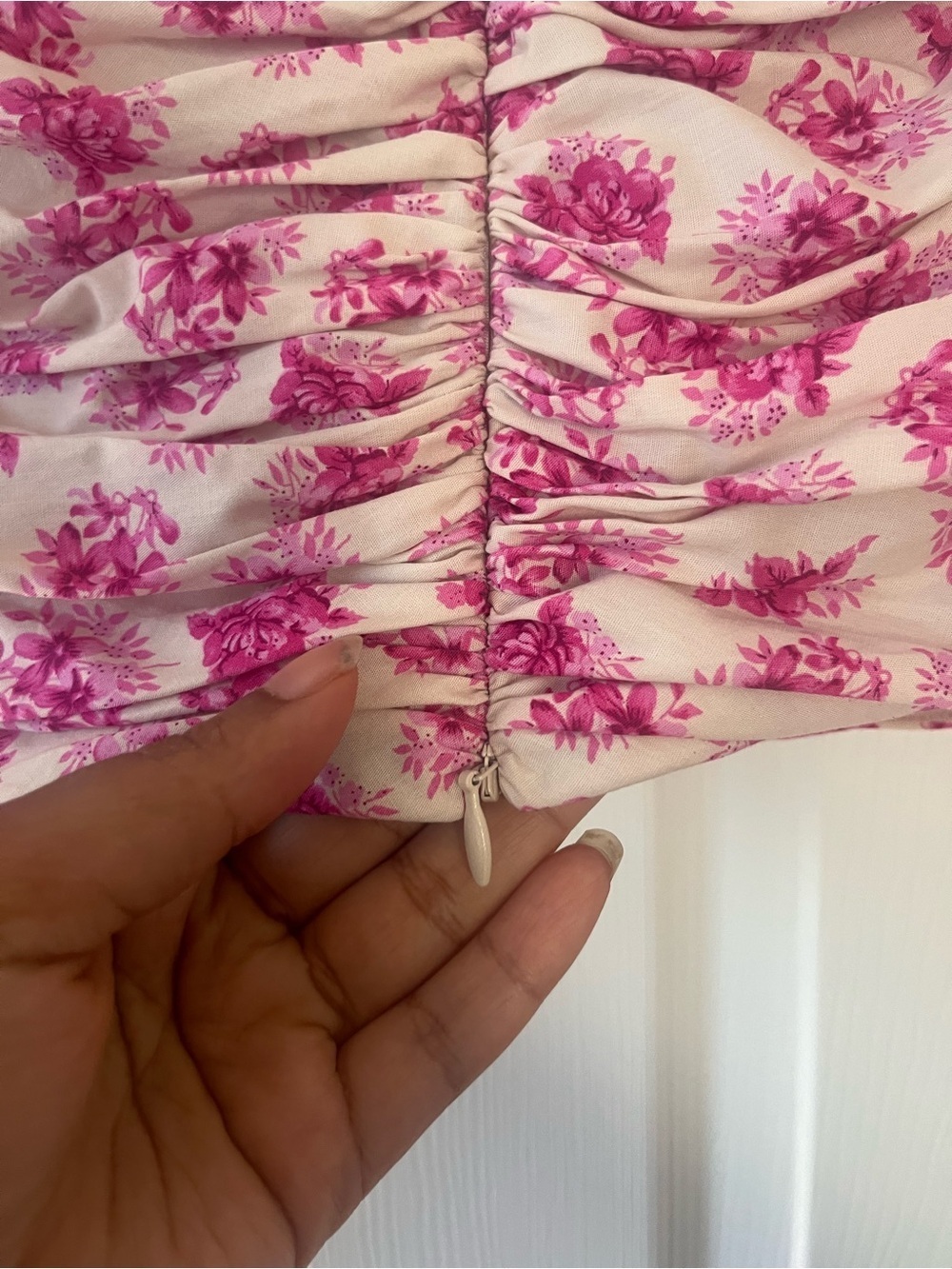 J.Crew Pink Floral Ruched V-Neck Crop Blouse - Picture 5 of 5
